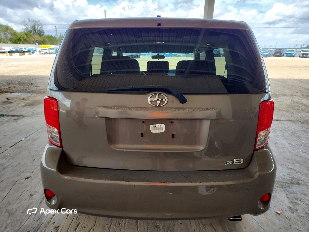 Scion xB 2012