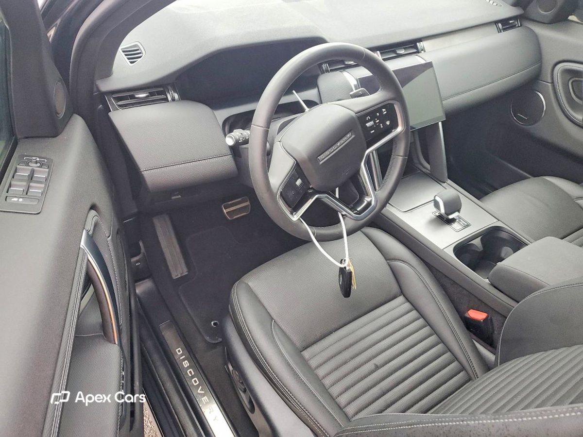 Land Rover Discovery 2024