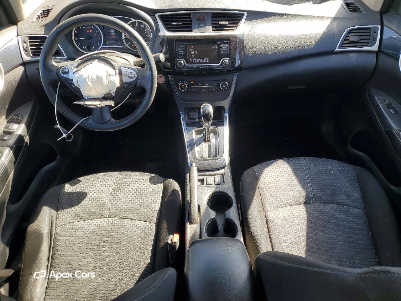 Nissan Sentra 2016