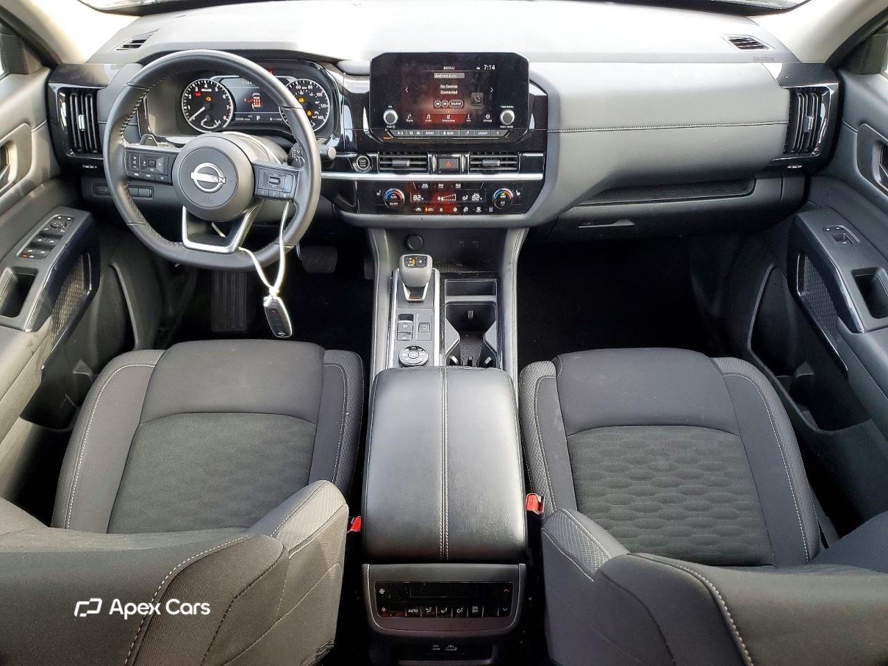 Nissan Pathfinder 2024