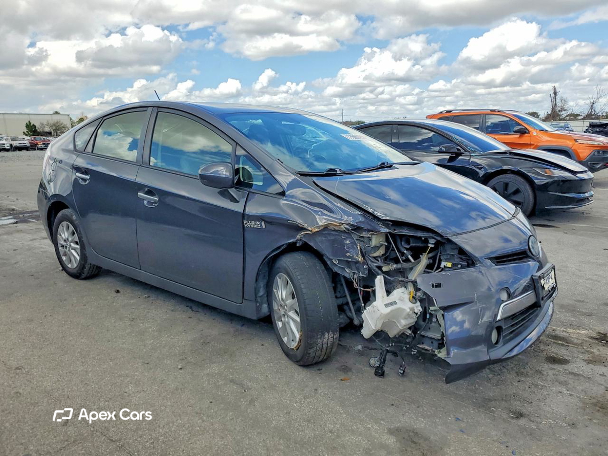 Toyota Prius 2012