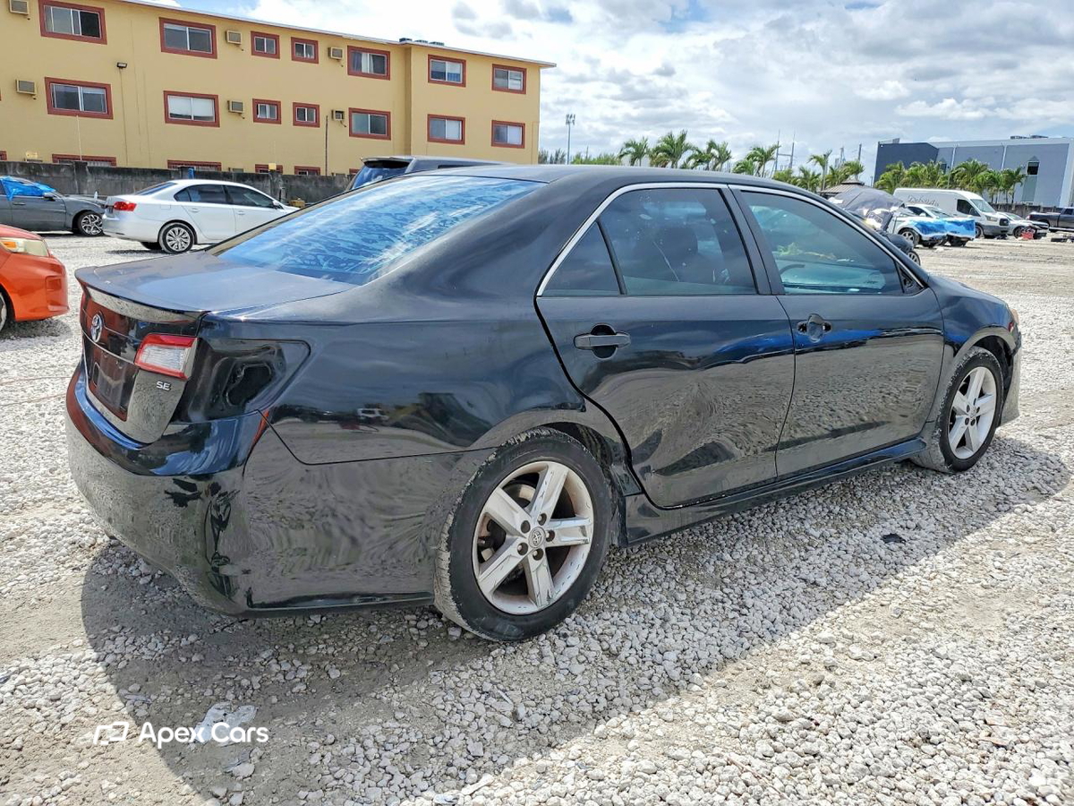 Toyota Camry 2012