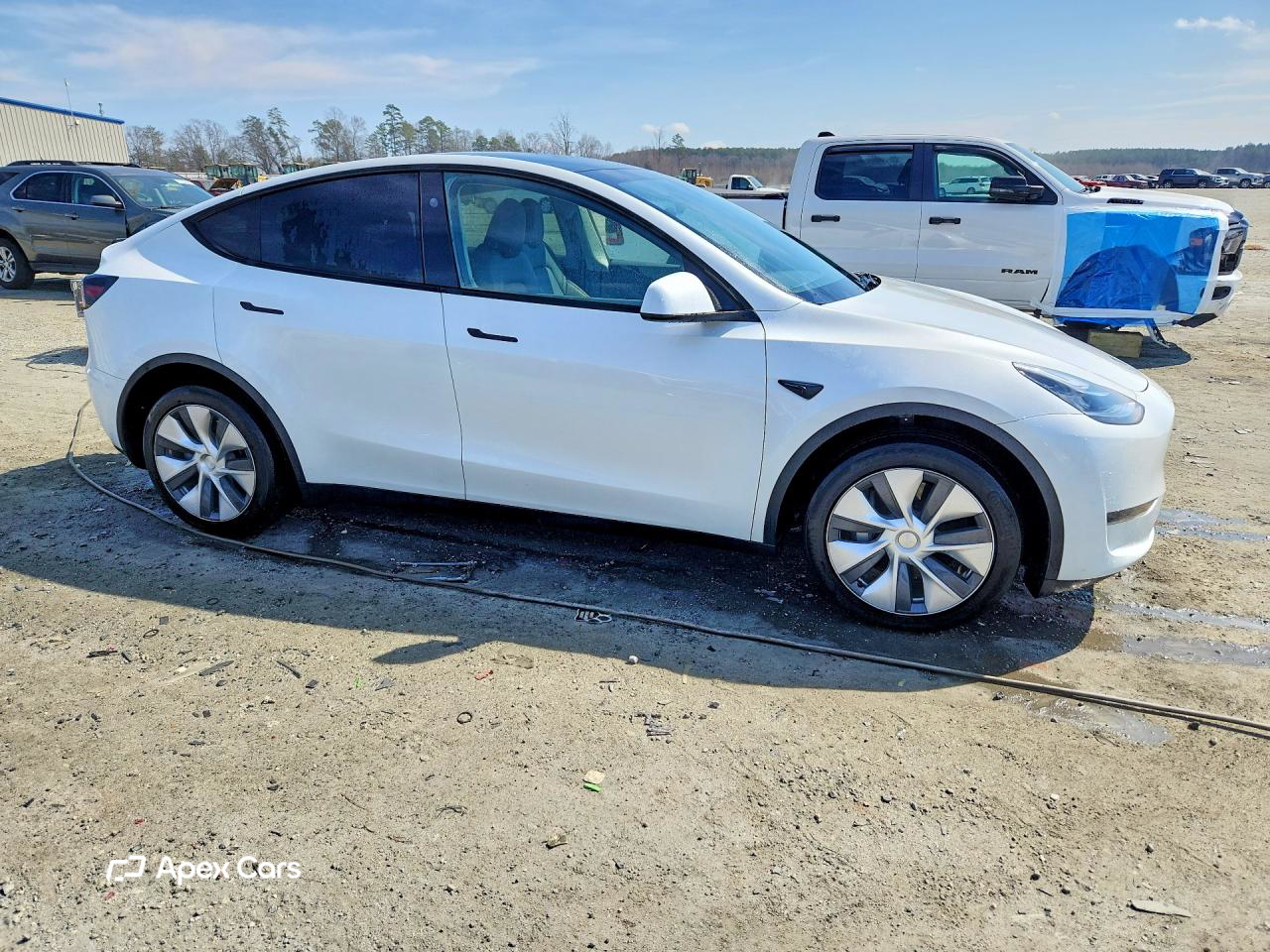 Tesla Model Y 2023