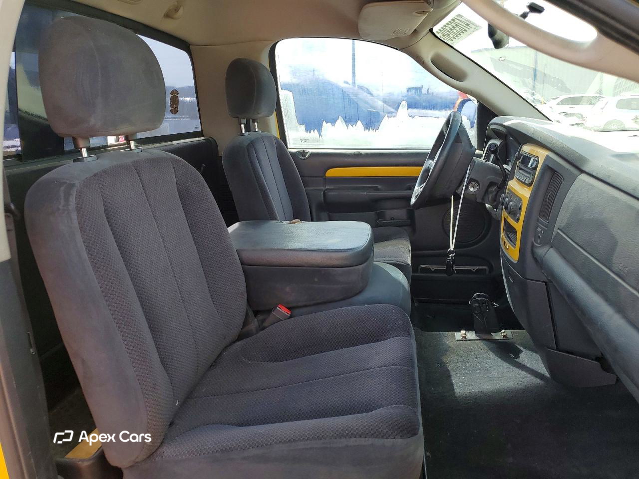Dodge RAM 2005