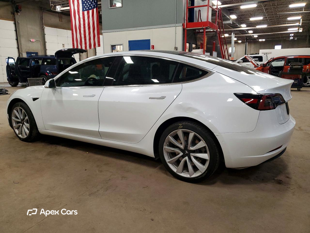 Tesla Model 3 2020