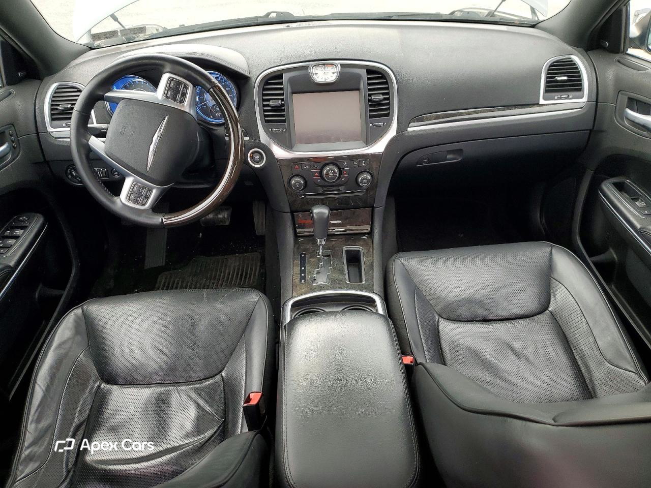 Chrysler 300 2011