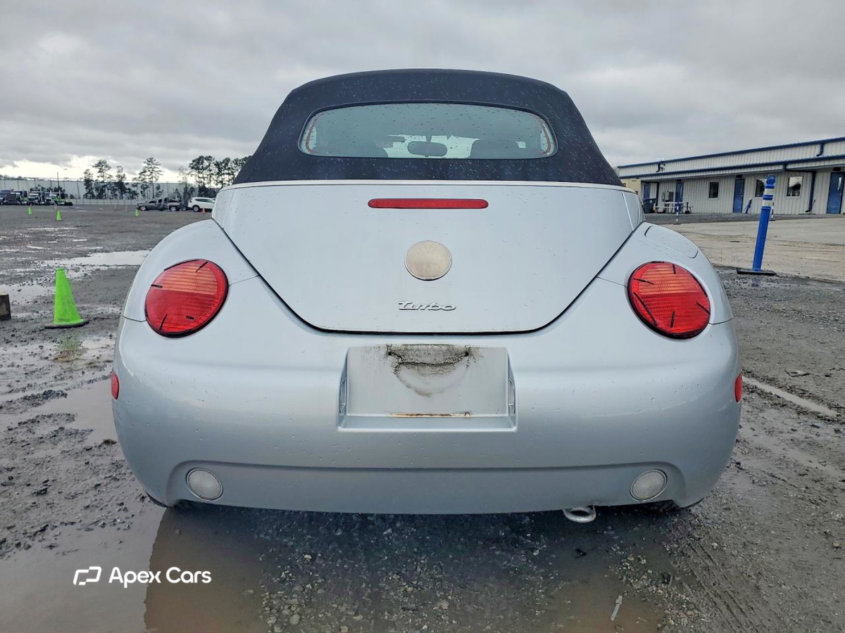 Volkswagen Beetle 2004