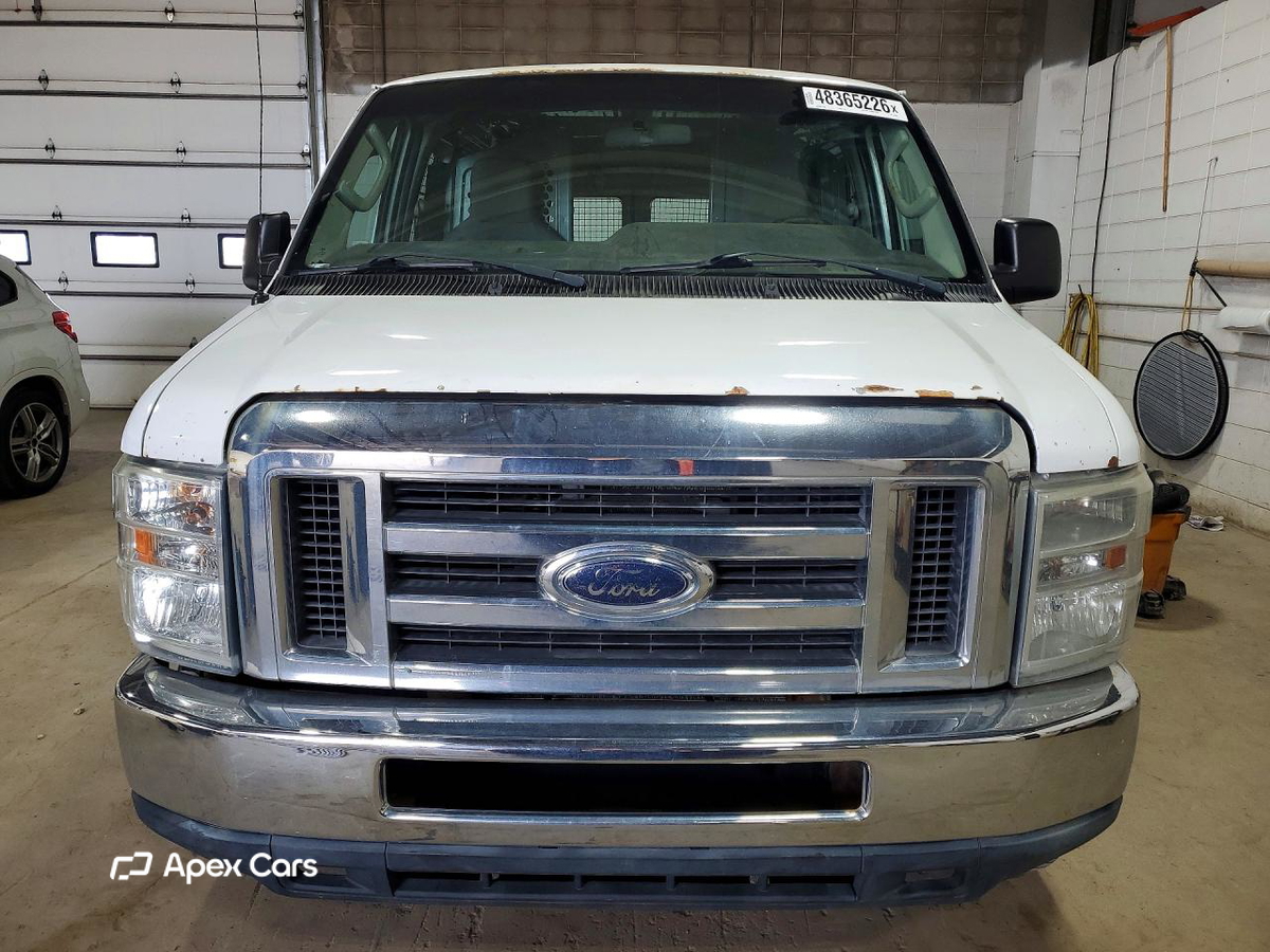 Ford Econoline 2012