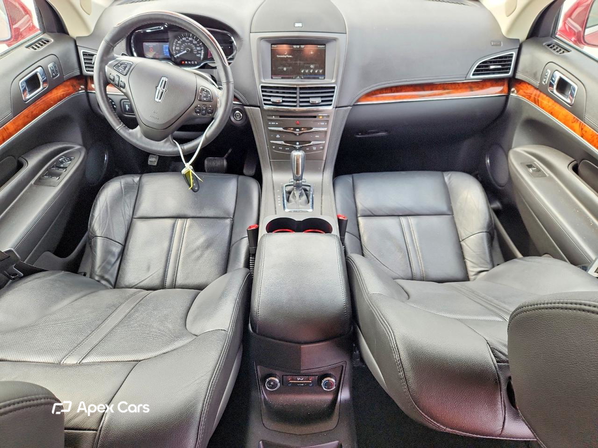 Lincoln MKT 2015