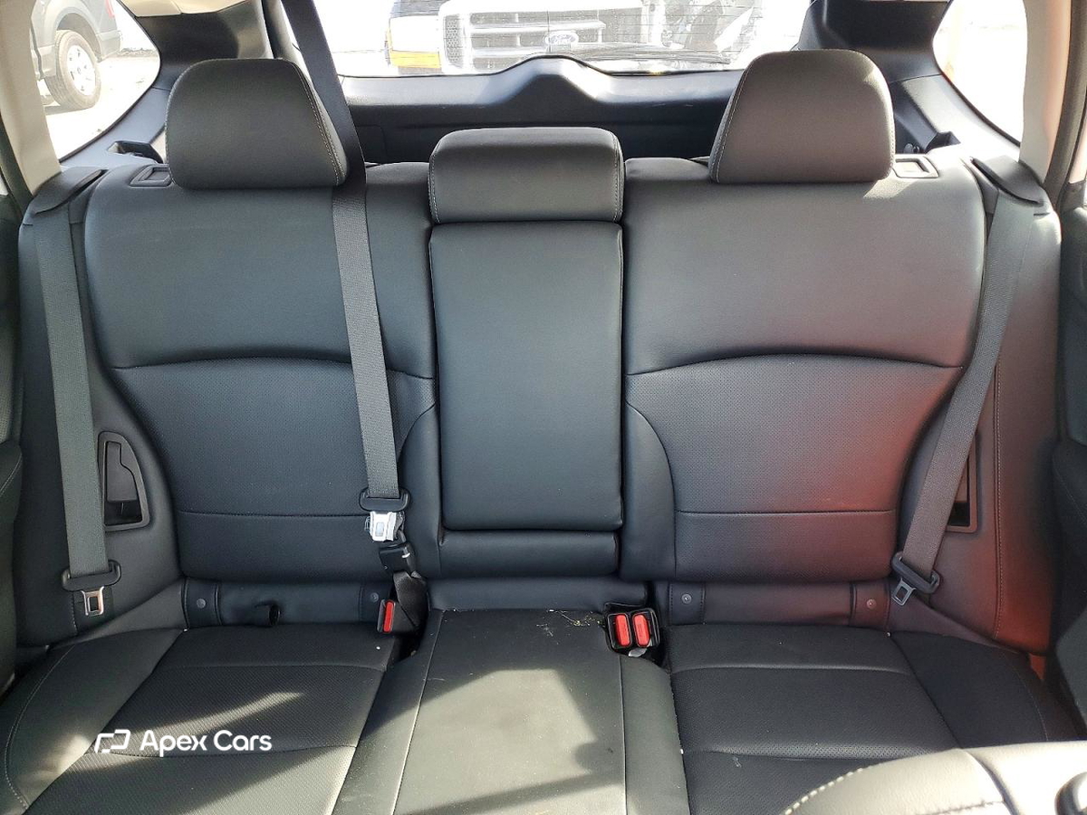 Subaru Outback 2016
