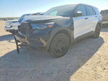 Ford Explorer 2024 - Image 1 of 12