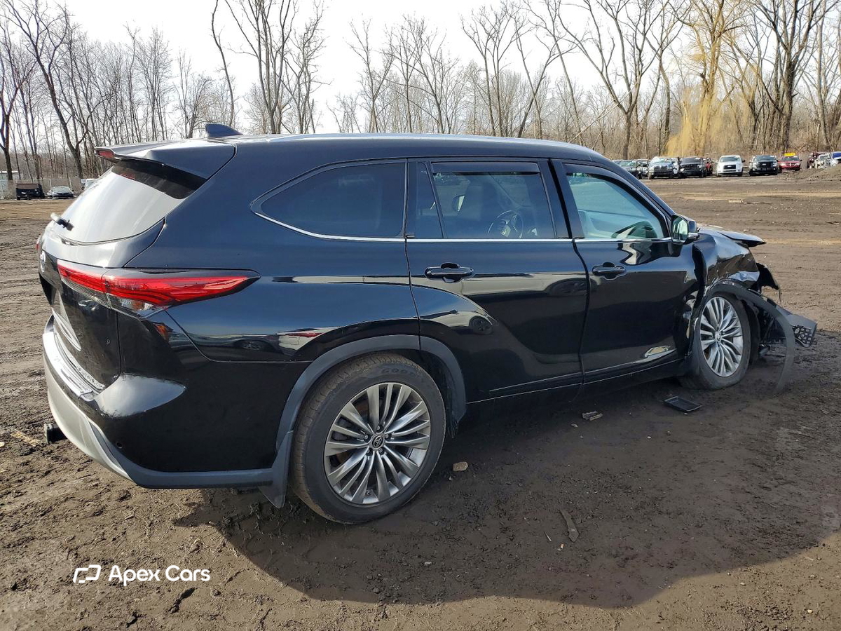 Toyota Highlander 2021