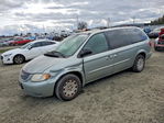 Chrysler Town & Country 2003