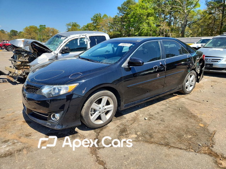 Toyota Camry 2012 - Image 1 of 5