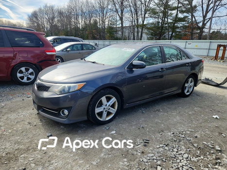 Toyota Camry 2012 - Image 1 of 13