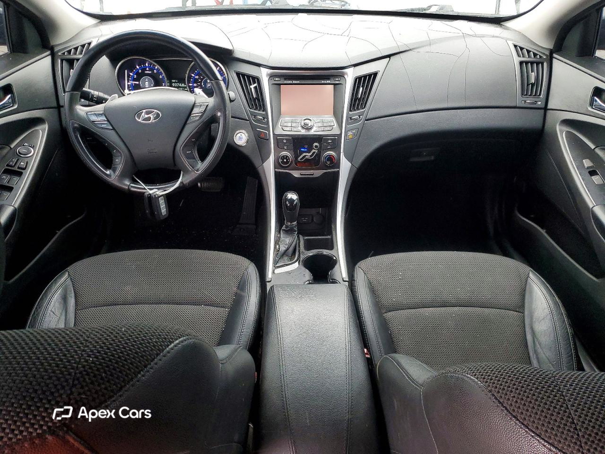 Hyundai Sonata 2011
