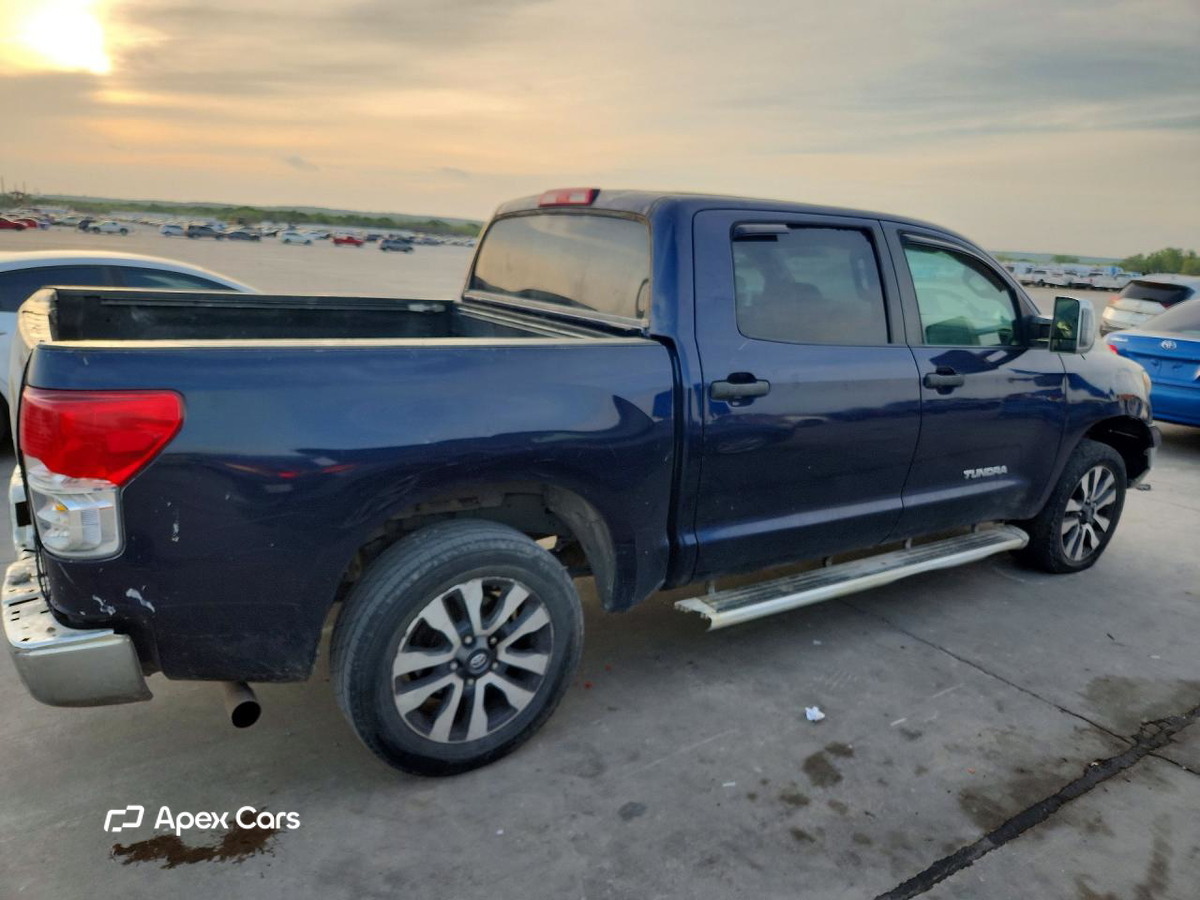 Toyota Tundra 2010