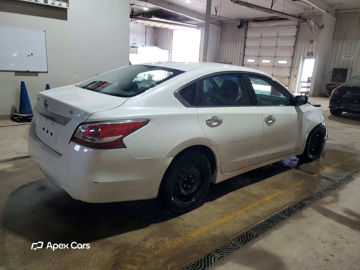 Nissan Altima 2015