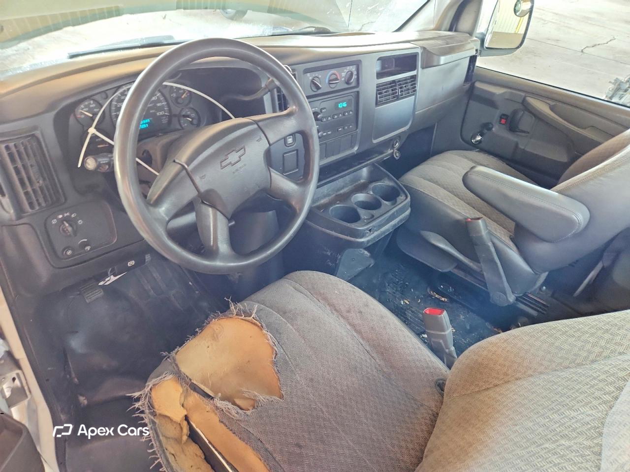 Chevrolet Express 2005
