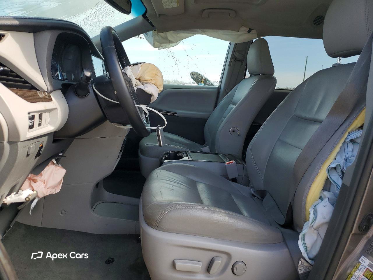 Toyota Sienna 2015