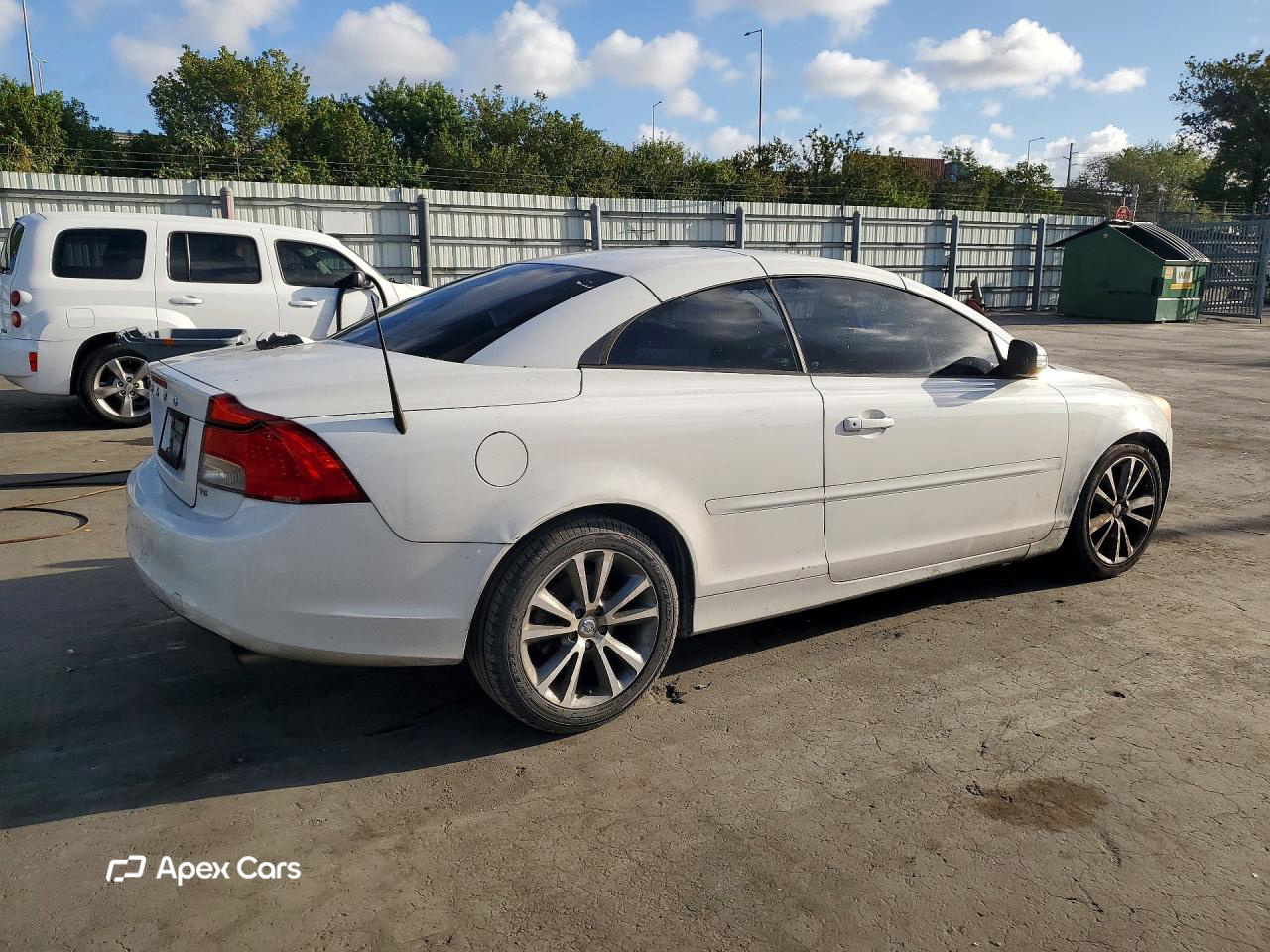 Volvo C70 2011