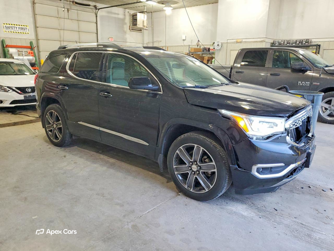 GMC Acadia 2017