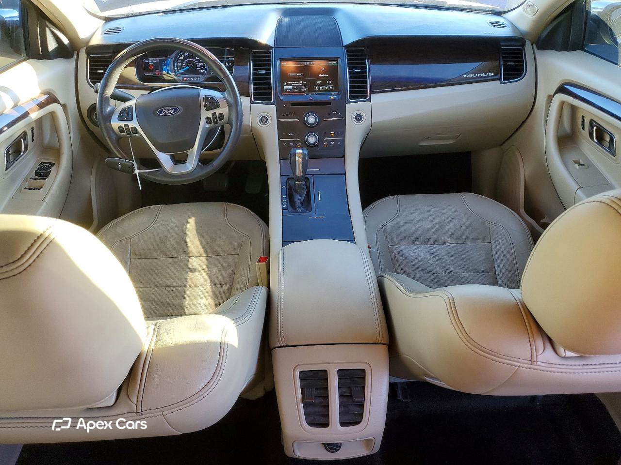 Ford Taurus 2015