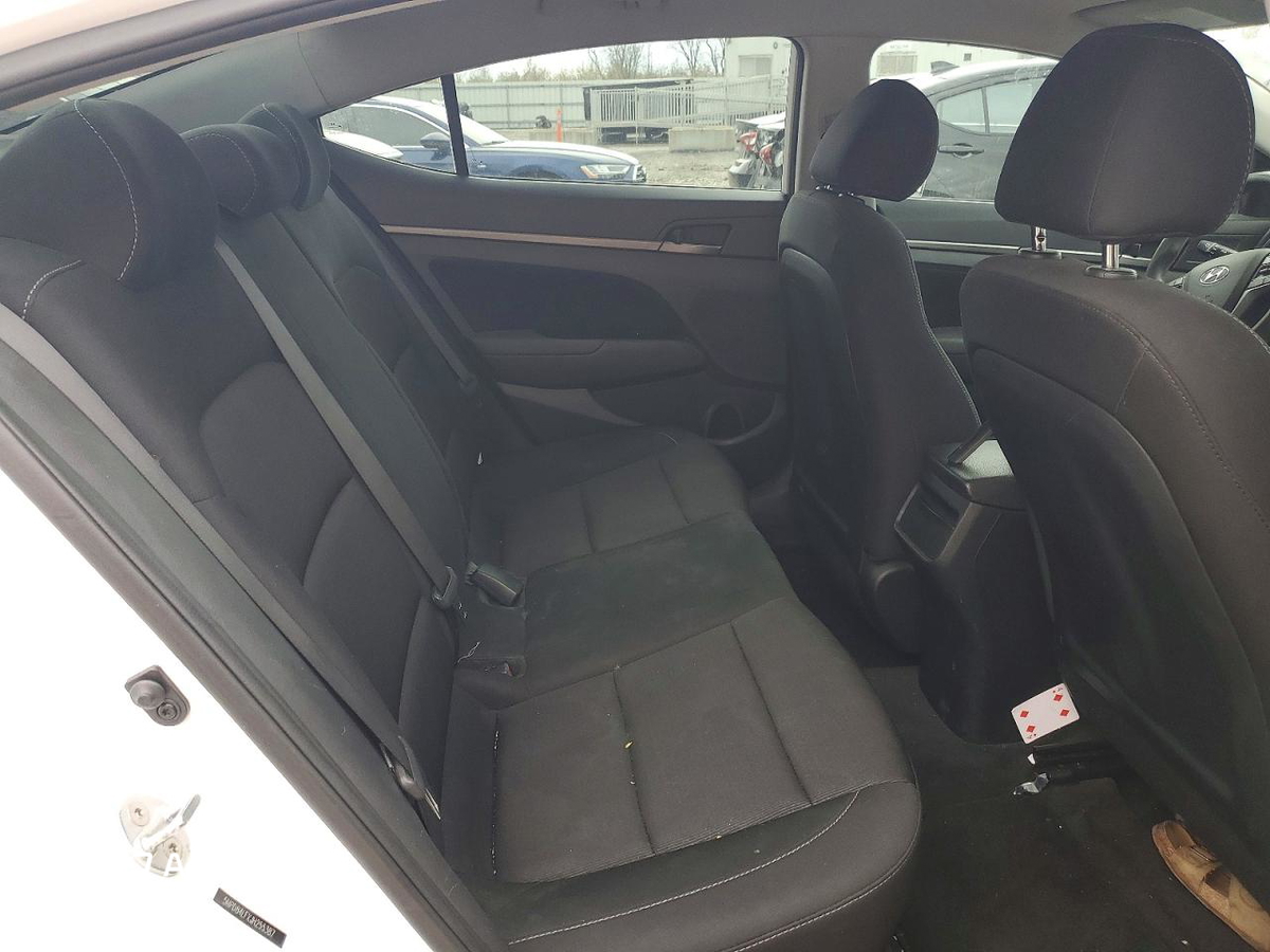 Hyundai Elantra 2018