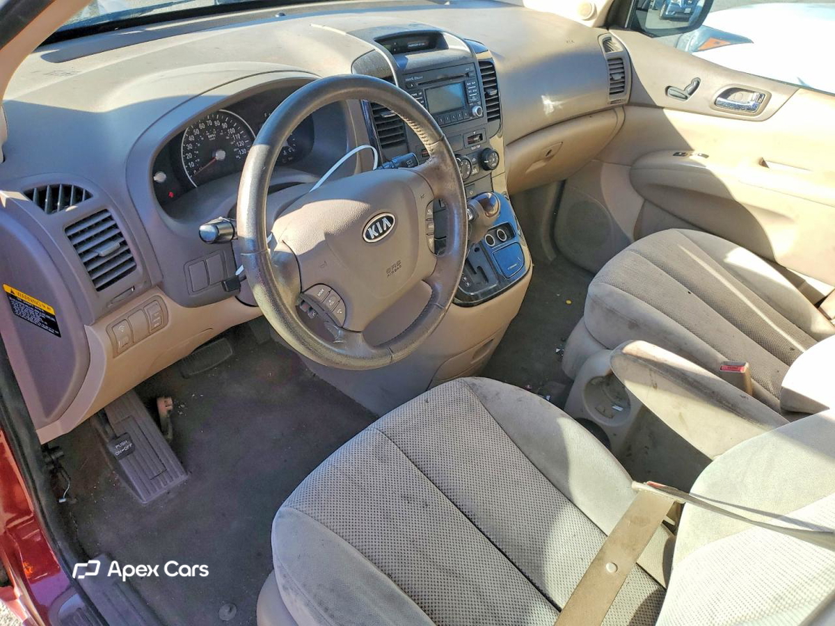 Kia Sedona 2012