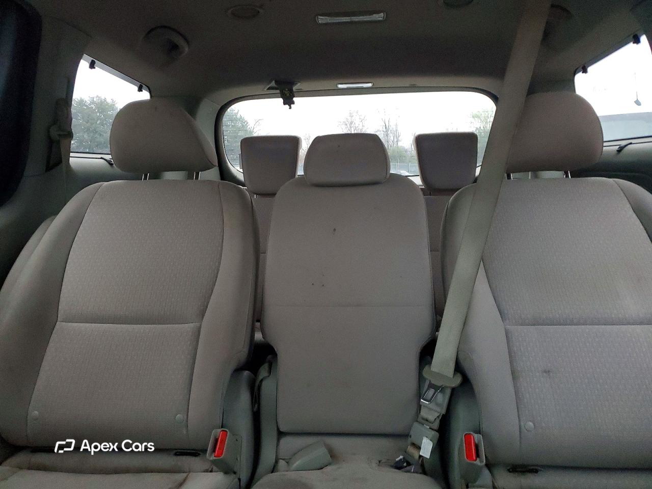 Kia Sedona 2016