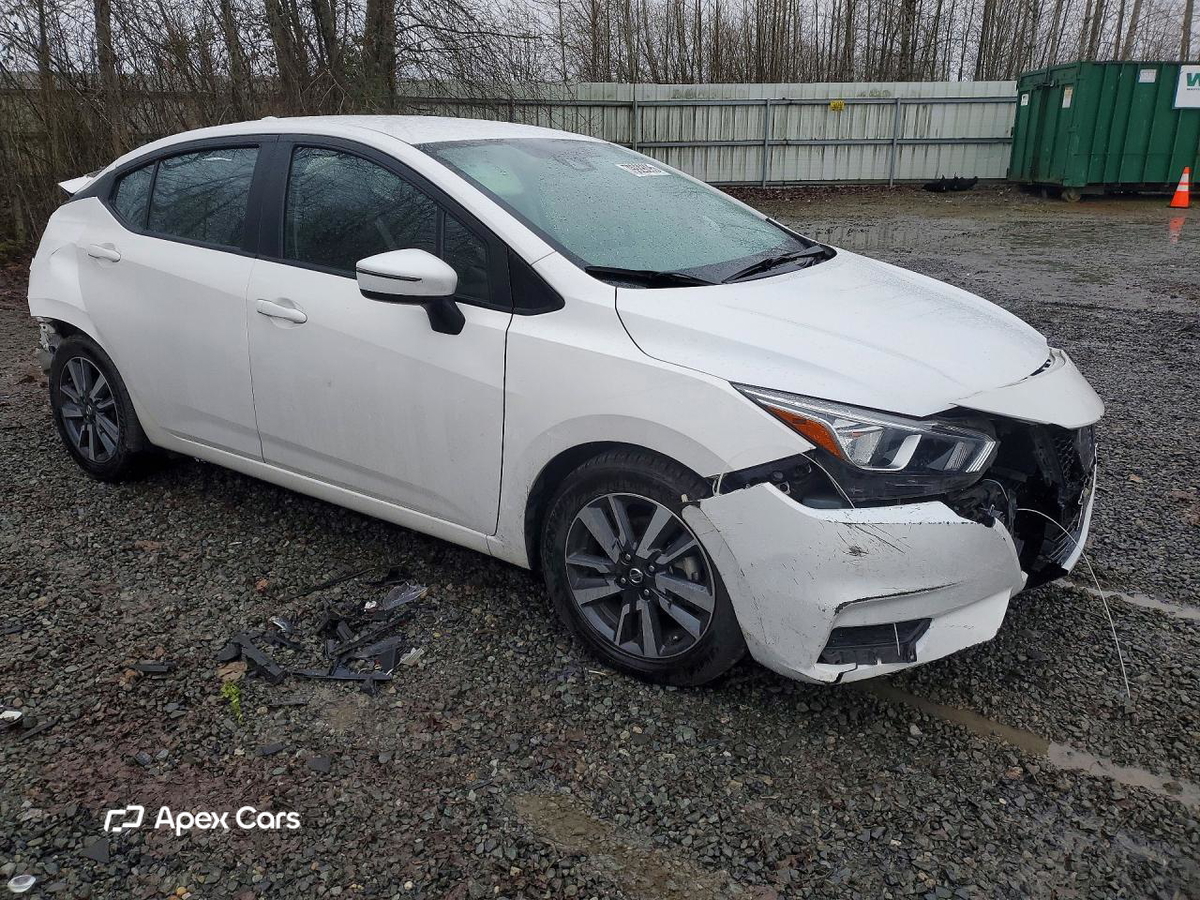 Nissan Versa 2021