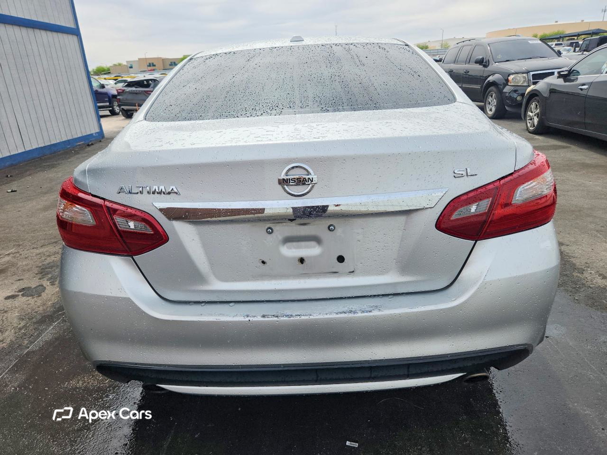 Nissan Altima 2018