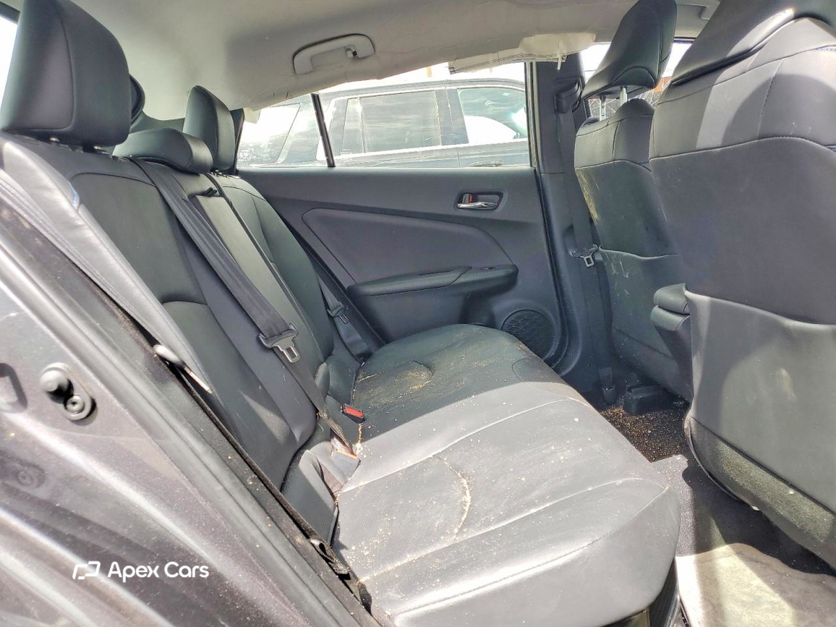 Toyota Prius 2017