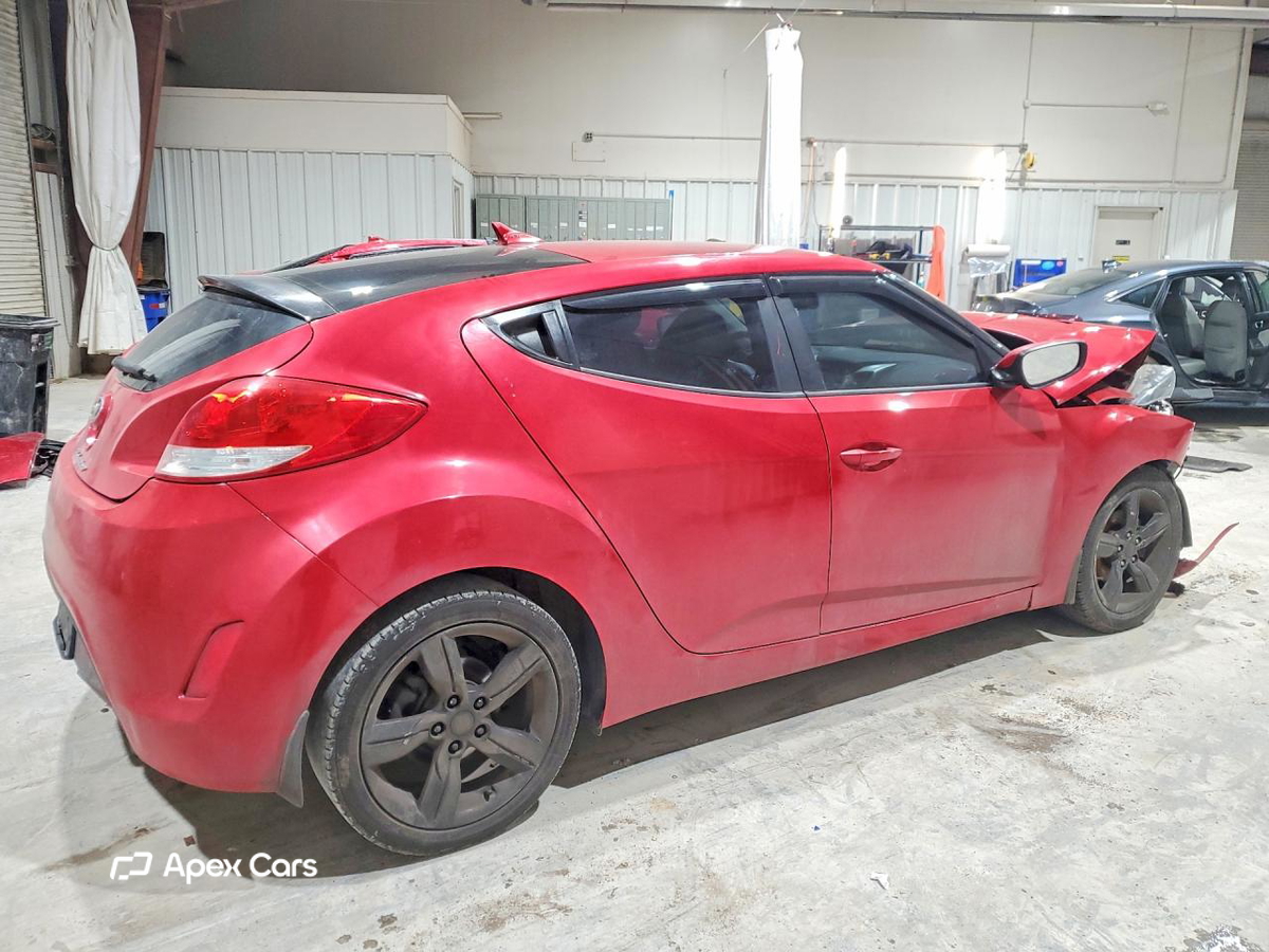 Hyundai Veloster 2013