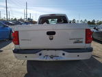 Dodge Dakota 2011