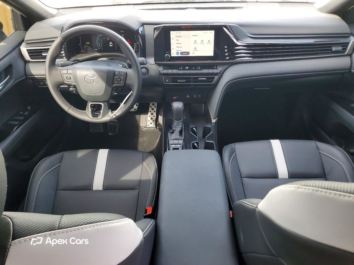 Toyota Camry 2026