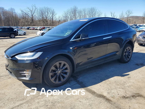 Tesla Model X 2019 - Image 1 of 13