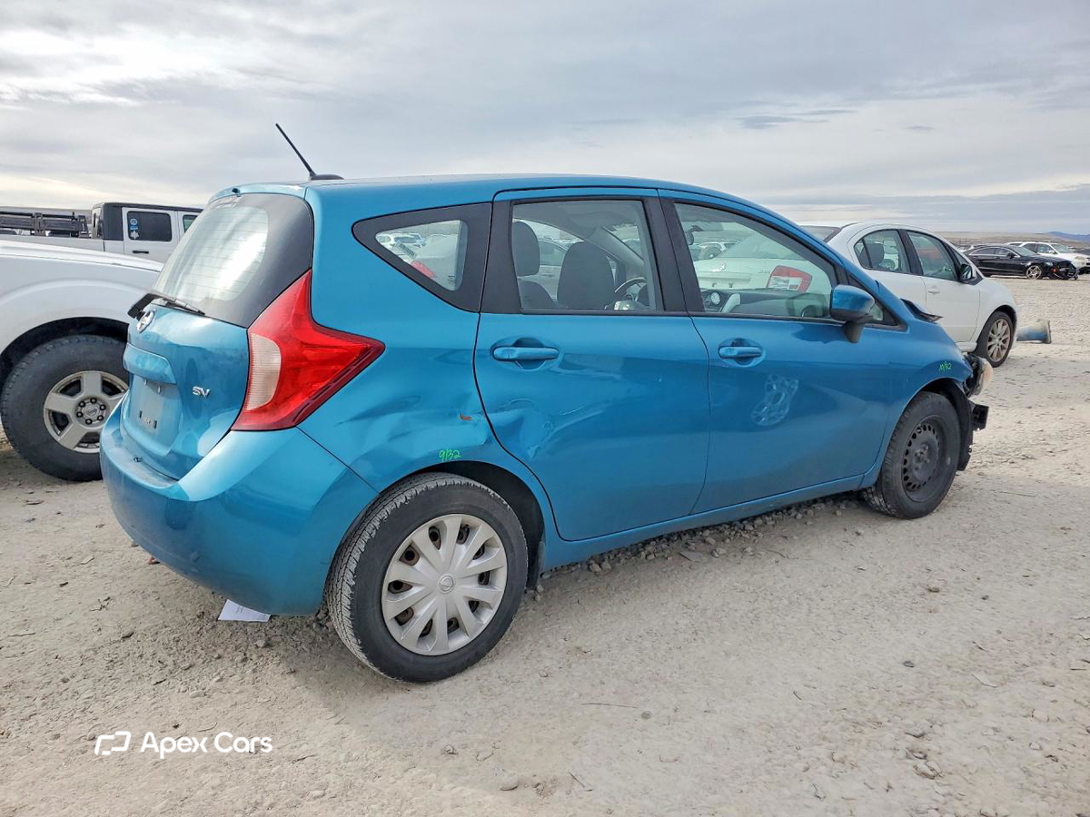 Nissan Versa 2016