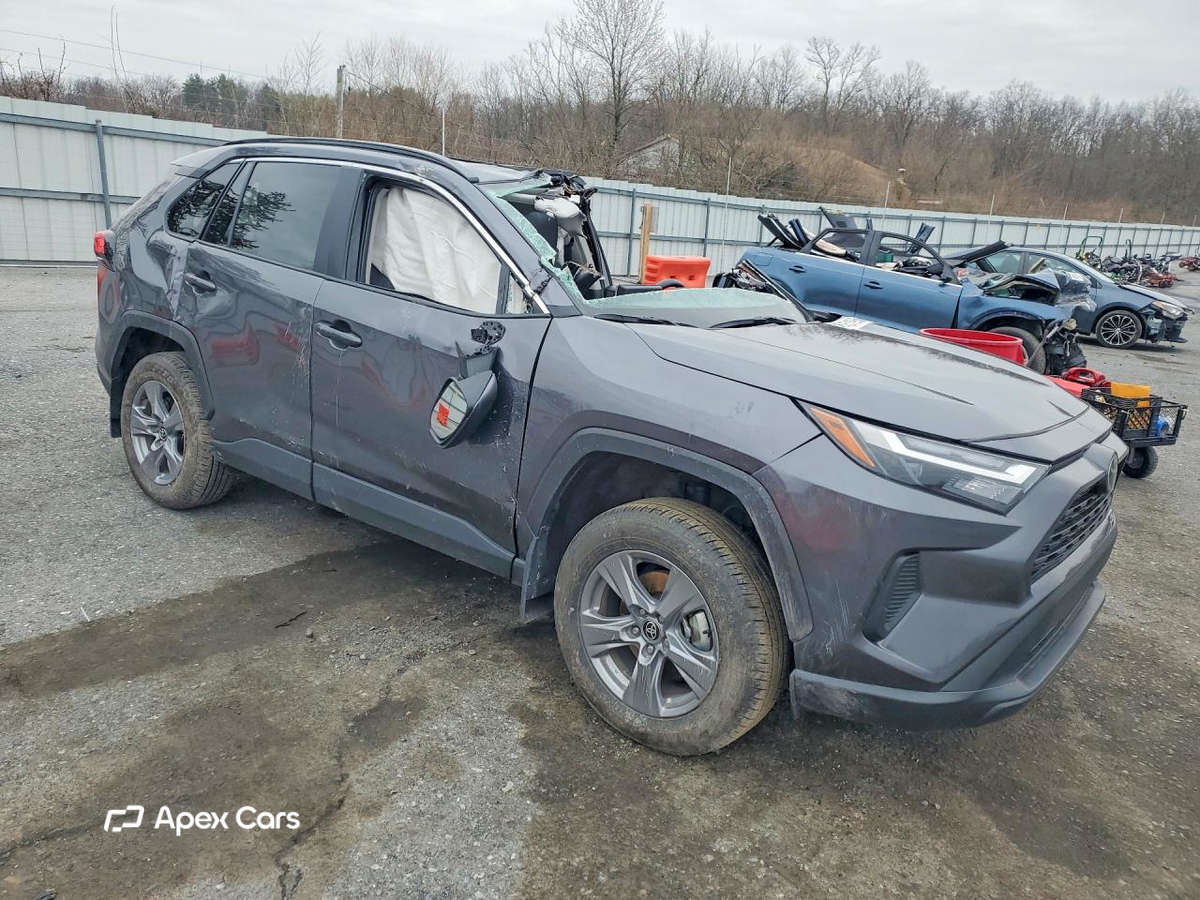 Toyota RAV 4 2025