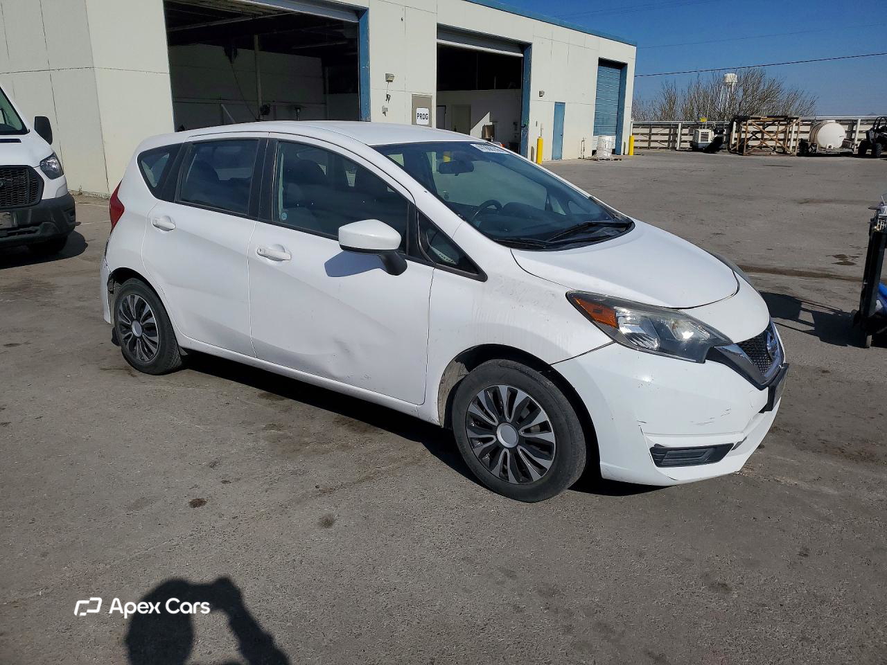 Nissan Versa 2018