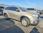 Toyota Highlander 2016