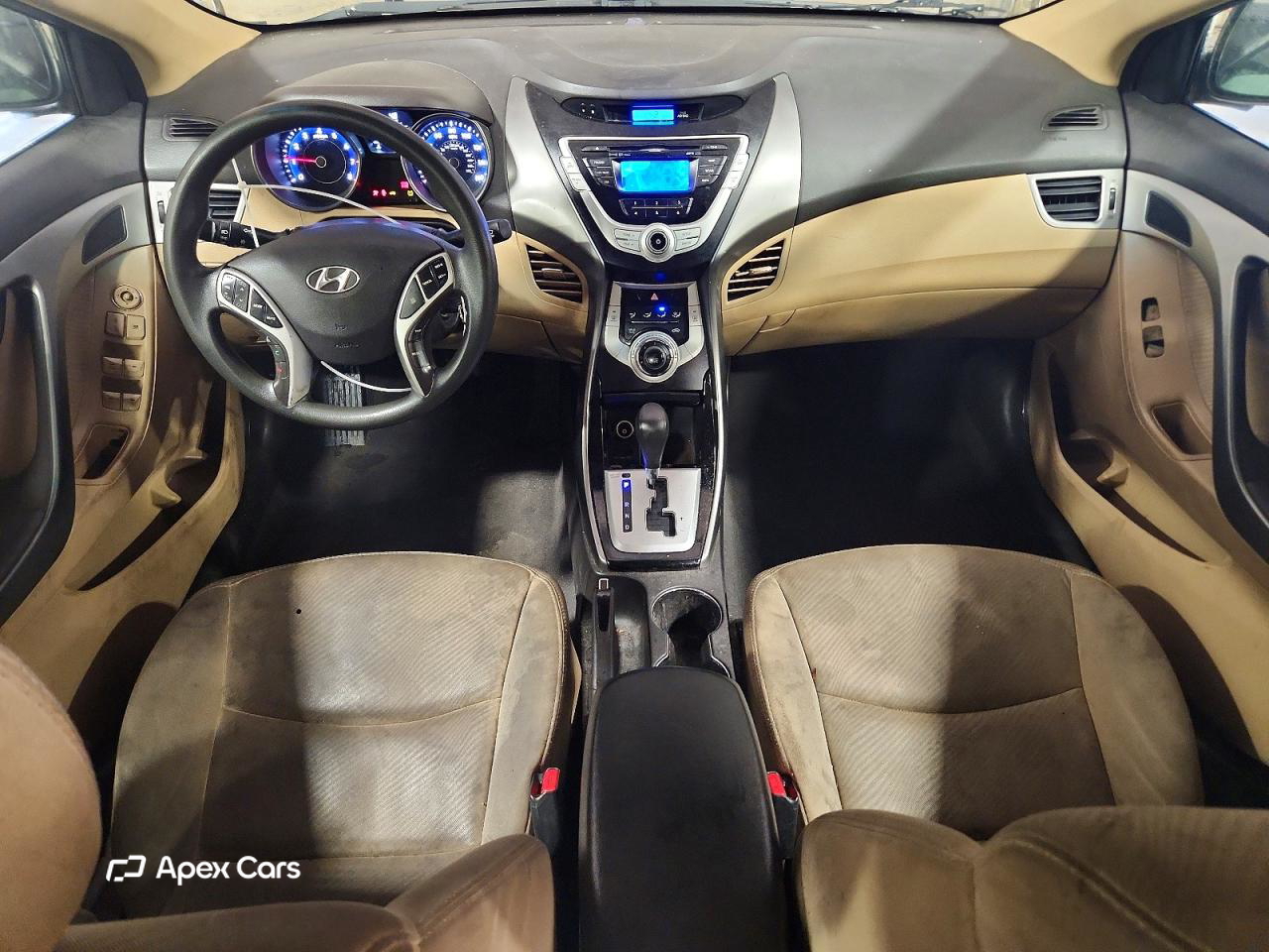 Hyundai Elantra 2012