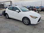 Scion iA 2016
