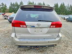Toyota Sienna 2005