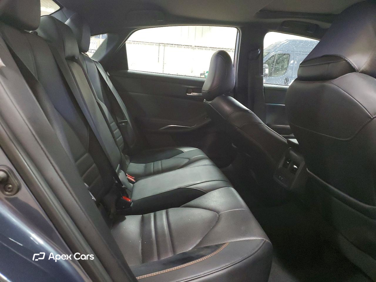 Toyota Avalon 2020