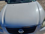 Nissan  2002