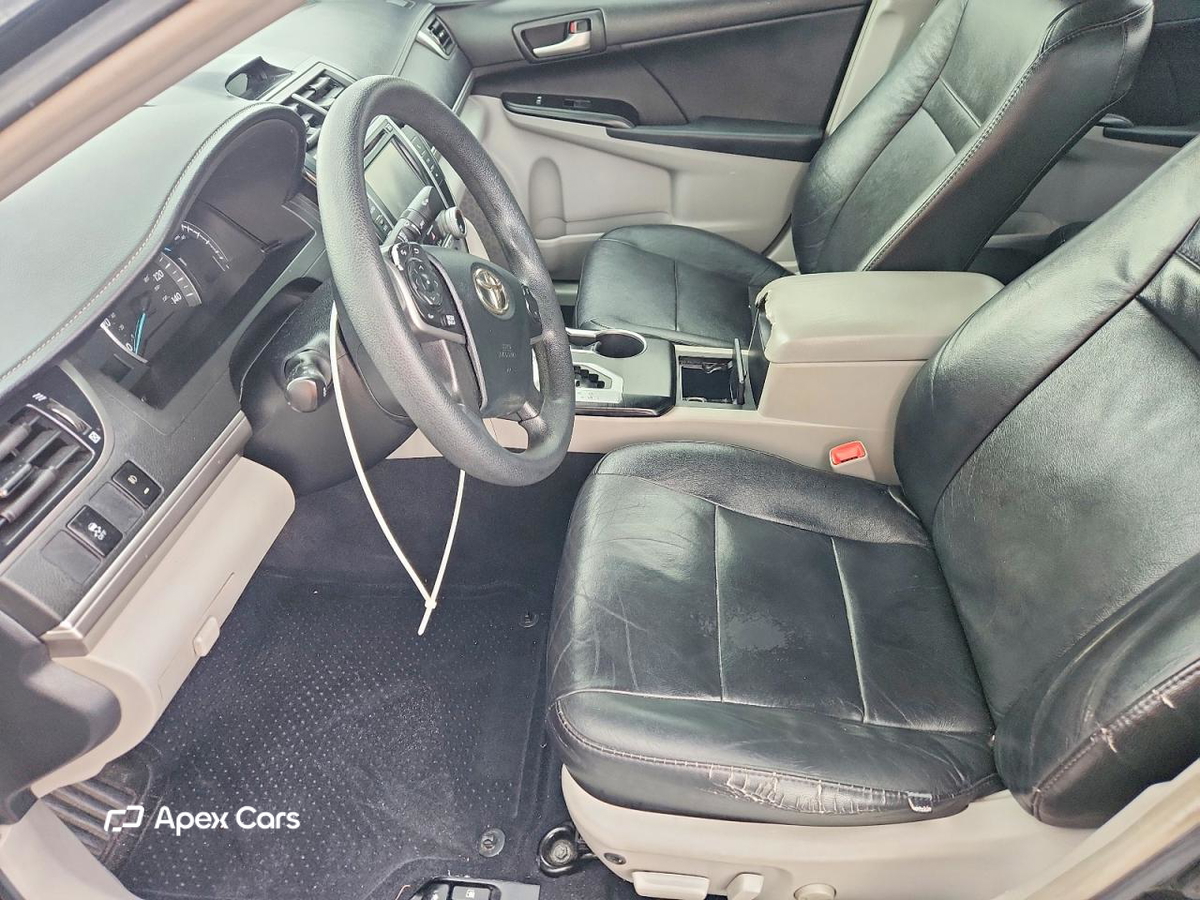 Toyota Camry 2012