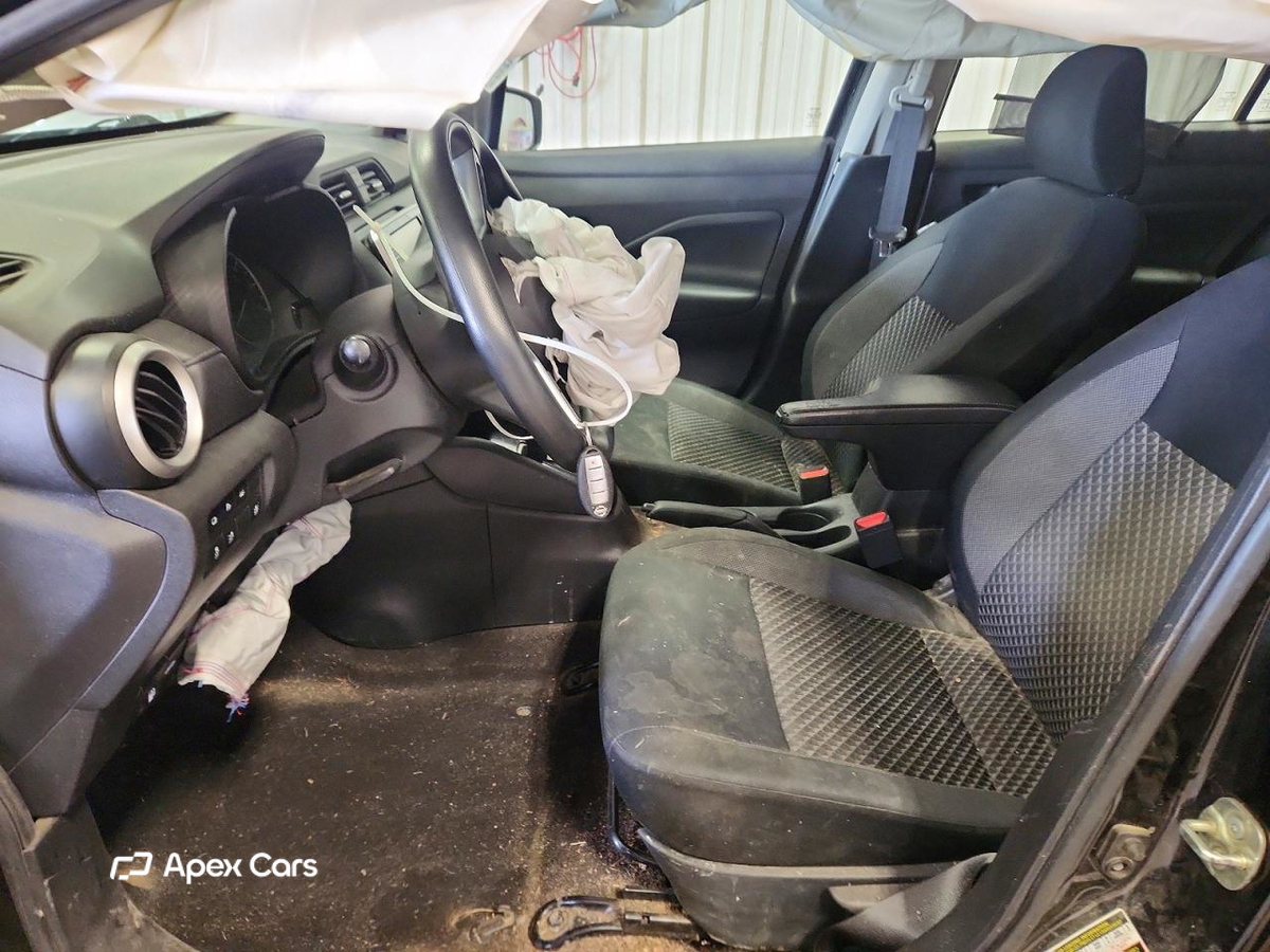 Nissan Versa 2020