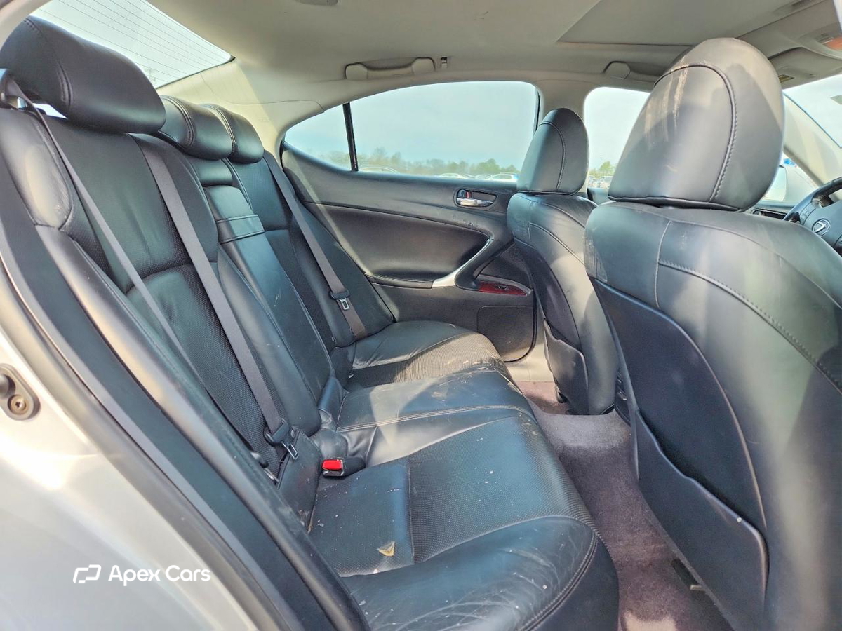 Lexus IS 2006