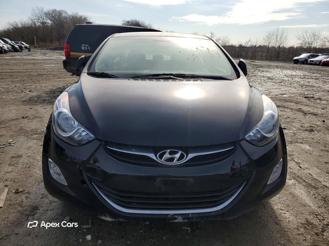 Hyundai Elantra 2012